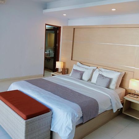 Glisten Up Villa Beach Side Sanur! Luaran gambar