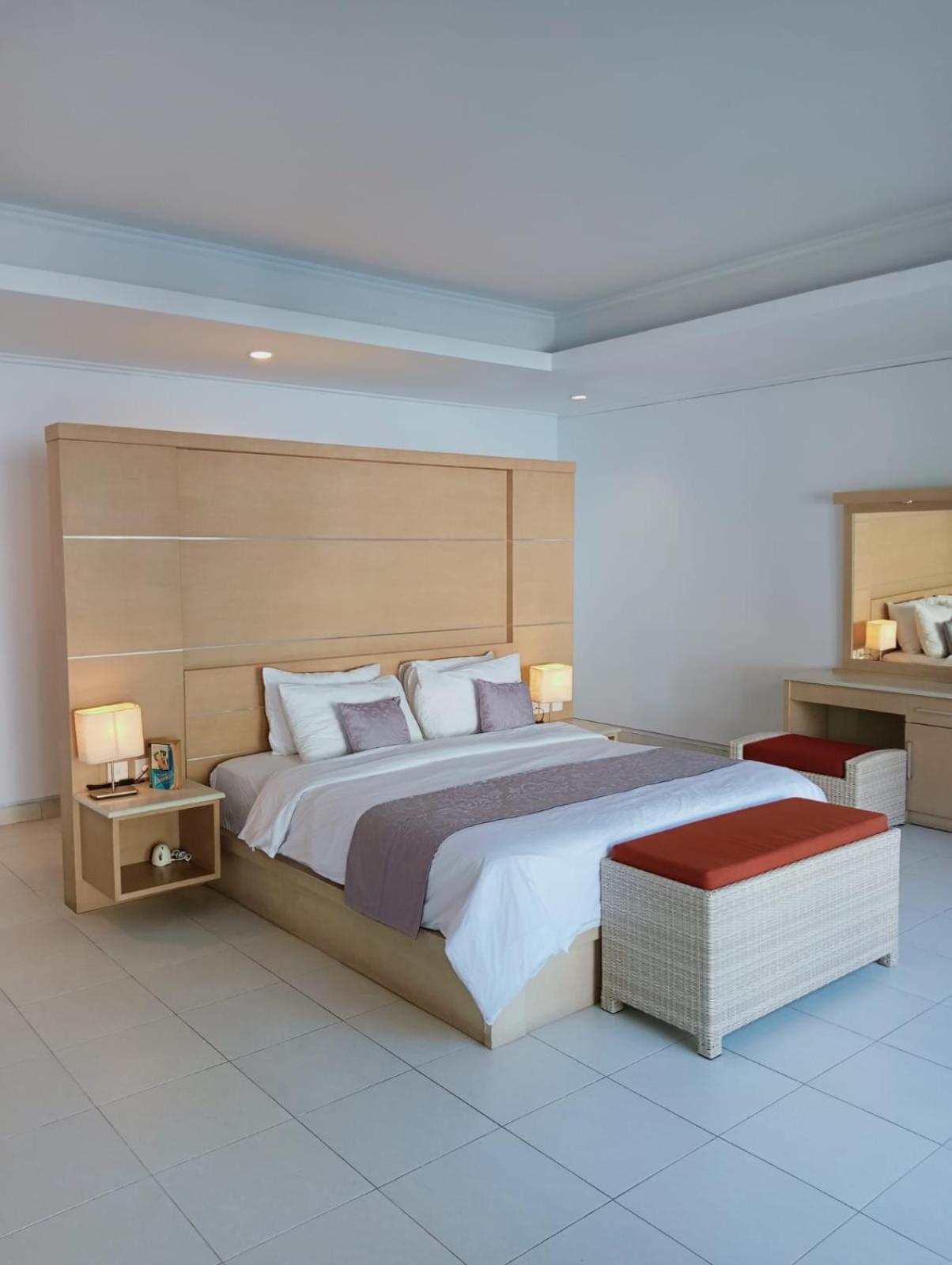 Glisten Up Villa Beach Side Sanur! Luaran gambar